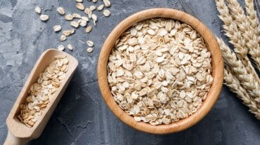 Oatmeal for atopic dermatitis or contact dermatitis treatment