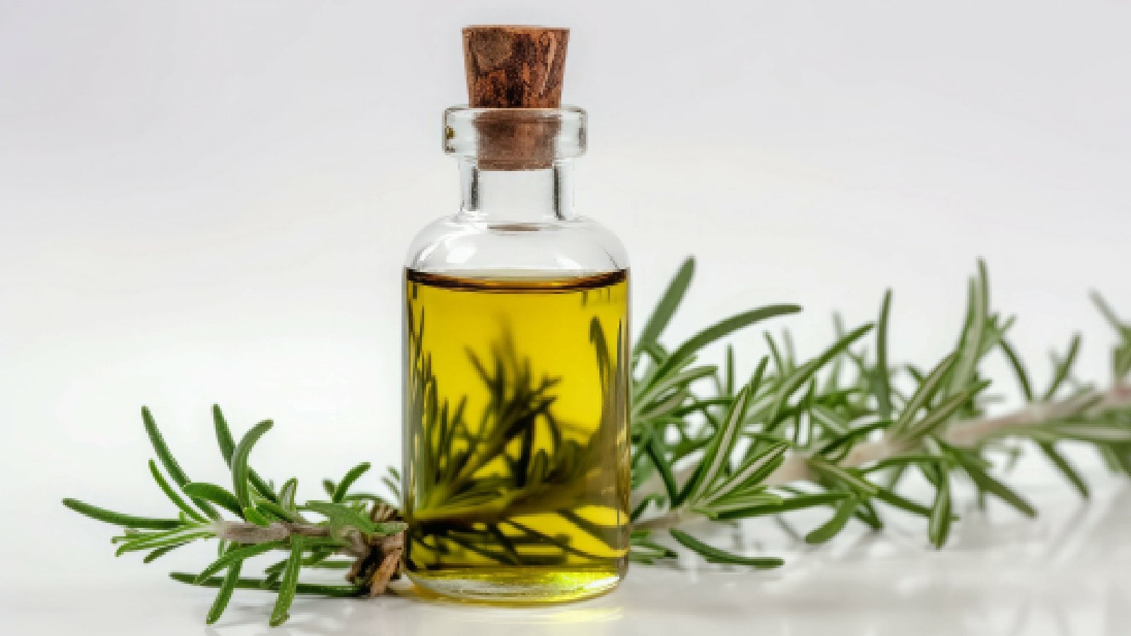 how to make rosemary oil at home