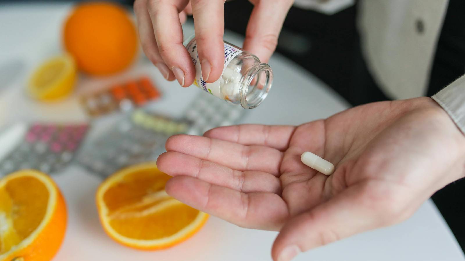 Biotin supplements with oranges