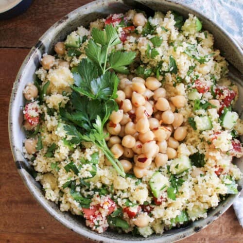 vegan-tabouli-with-marinated-chick-peas