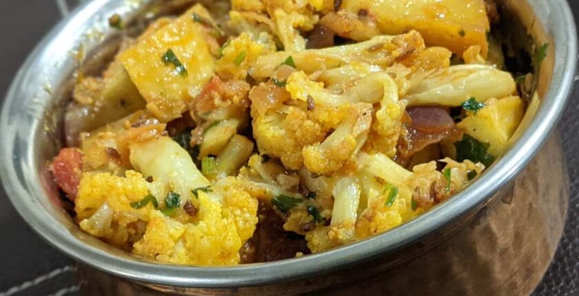 Aloo gobi recipe | How to make Aloo Gobi